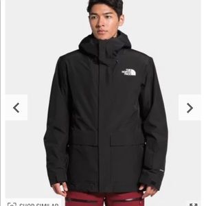 Mens North Face winter jacket. Size medium.Excellent condition.